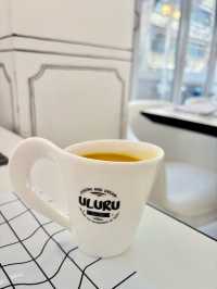 【灣仔】ULURU：黑白歐陸風藝術主題cafe