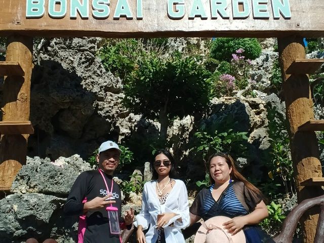 HUNDRED ISLANDS