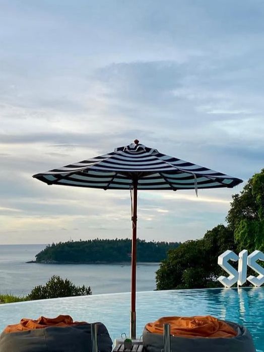 🧳 The SIS Kata – วิวทะเลดี สระว่ายน้ำสวย 