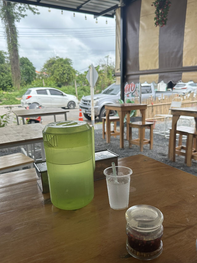 เฮียหนวดอาหารตามสั่ง