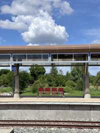สถานีรถไฟเนินมะกอก