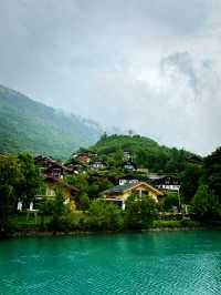 Why the Lake Brienz Quay Experience Delights
