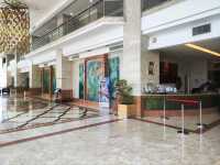 “Charming Retro Retreat: Spacious Family Suites with Heartfelt Service”