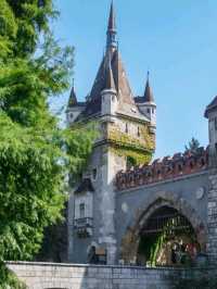 🌟✈️ Budget Wanderlust: Why Budapest Should Be Your First Europe Stop! ✈️🌟