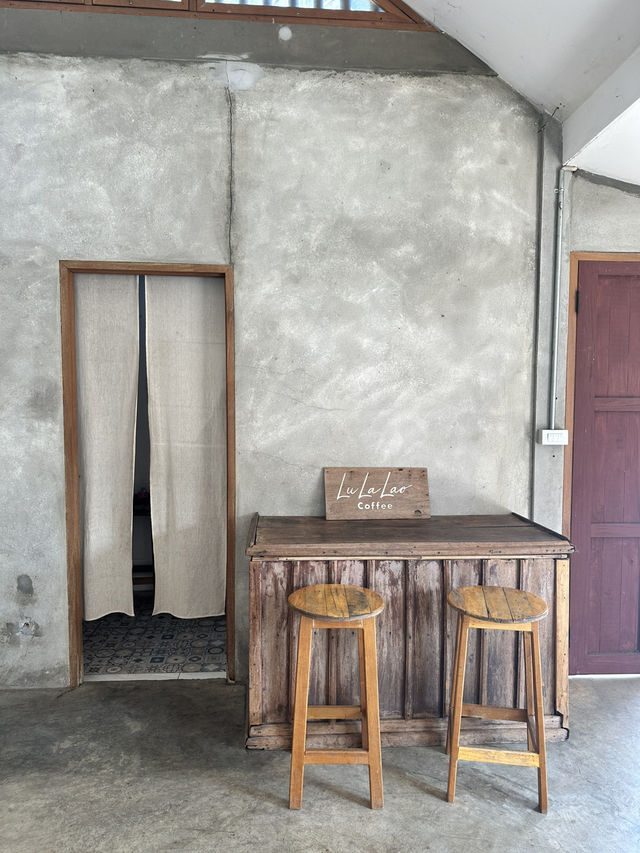 Lulalao Coffee: คาเฟ่คอกาแฟตัวจริงในหลวงพระบาง