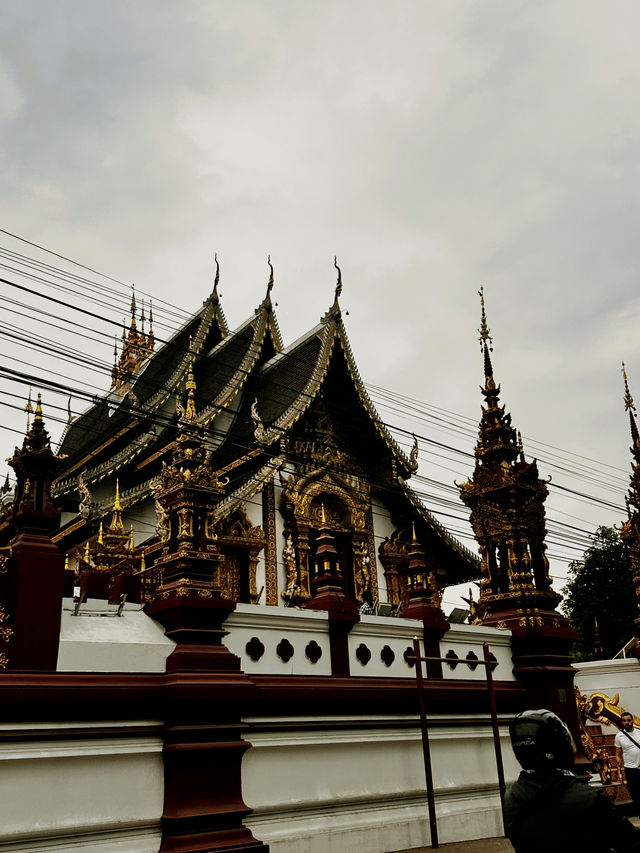  Wat Phan Tao temple of architecture with aesthetic appeal 