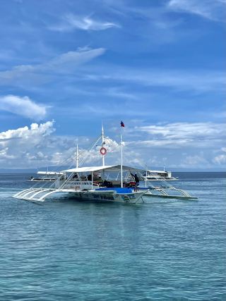 Mactan Island Hopping Tour: Different Atmospheres Depending on the Operator