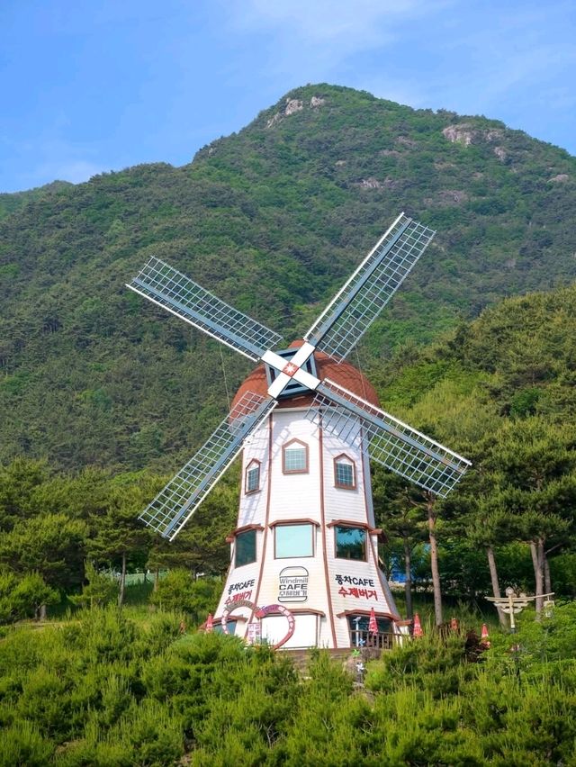 A Fun Stroll at Donguibogam Village