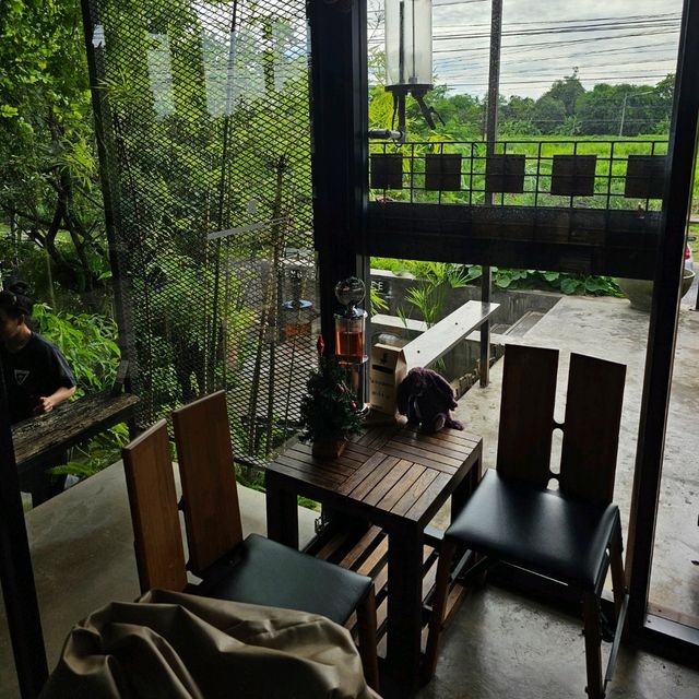 🧩เต็งหนามคอฟฟี่ คาเฟ่ชิคๆ ที่พิษณุโลก🧩