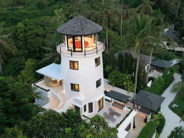 The Racha (เดอะ ราชา)