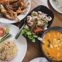 นาที คาเฟ่ & ร้านอาหาร (Natee Cafe & Restaurant)