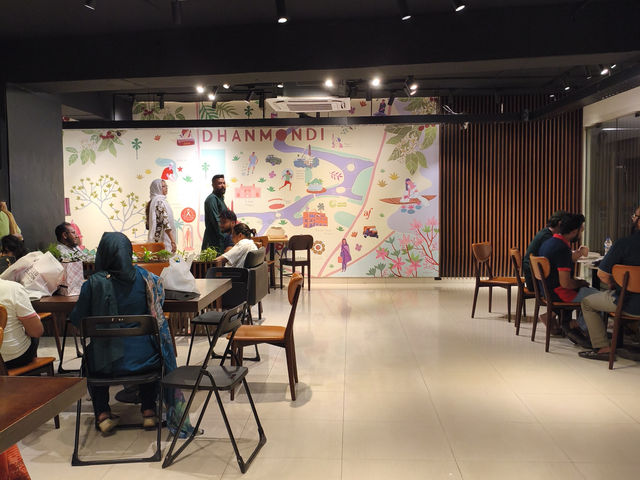 孟加拉｜平日也爆滿！Tabaq Coffee讓在地人每天都報到