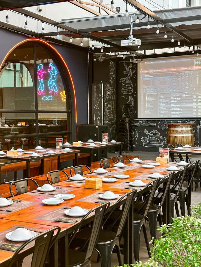 Lala Beer Restaurant & Bar