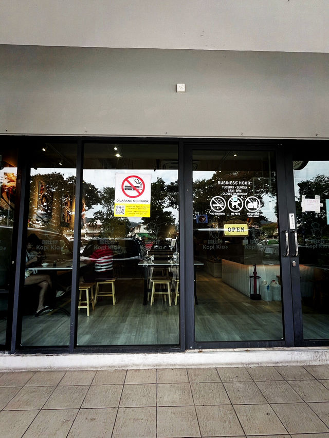 Kopi Kia at Promenade – A Cool Breakfast Stop for Sunny Penang Mornings