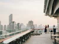 ชวนเพื่อนไปนั่ง Rooftop กลางกรุงฯ กันไหม?