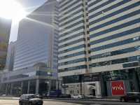 【Corniche Hotel／コーニッシュ ホテル｜アブダビ“五つ星体験が5,000円宿泊で叶う快適ステイ”】