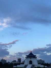 ห้ามพลาดแลนด์มาร์คไทเป @อนุสรณ์เจียงไคเชก 🏯