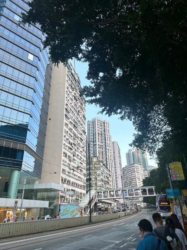เช้าตรู่ที่ The Peak ฮ่องกง – วิว 360 องศา 