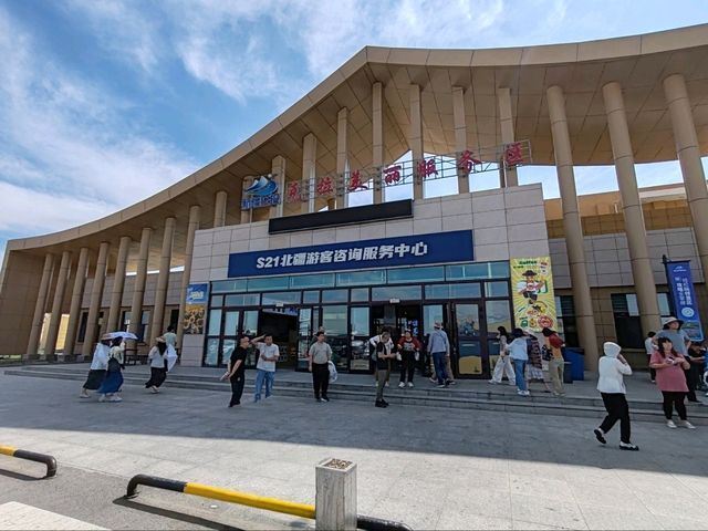 克拉美丽服务区：S21沙漠公路上的“交旅融合新地标”，沙漠中的全业态休闲综合体