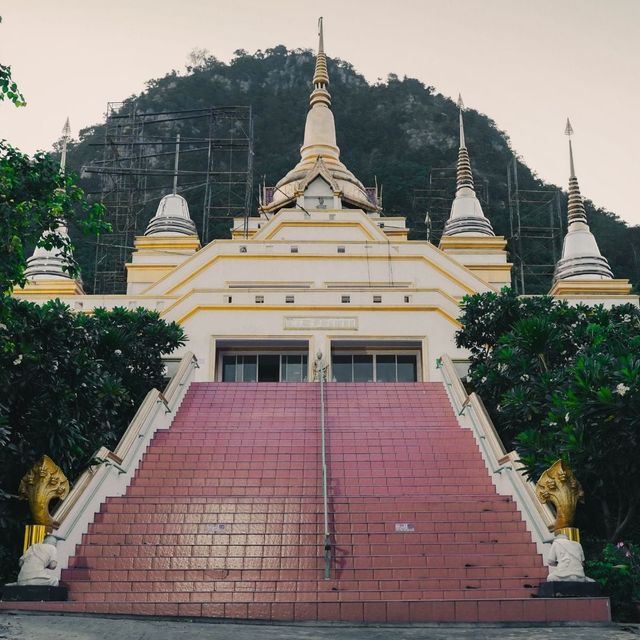 Unseen Lopburi วัดถ้ำเขาปรางค์ ลพบุรี 