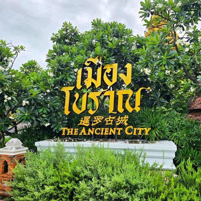 Thailand’s Greatest Hits, All in One Spot