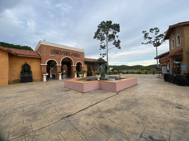  Silverlake Vineyard (ไร่องุ่นซิลเวอร์เลค) พัทยา