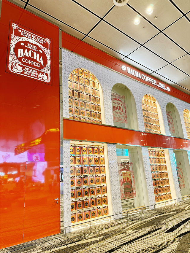 Glamour in Transit: Louis Vuitton & Bacha Coffee at Changi T3 Airside