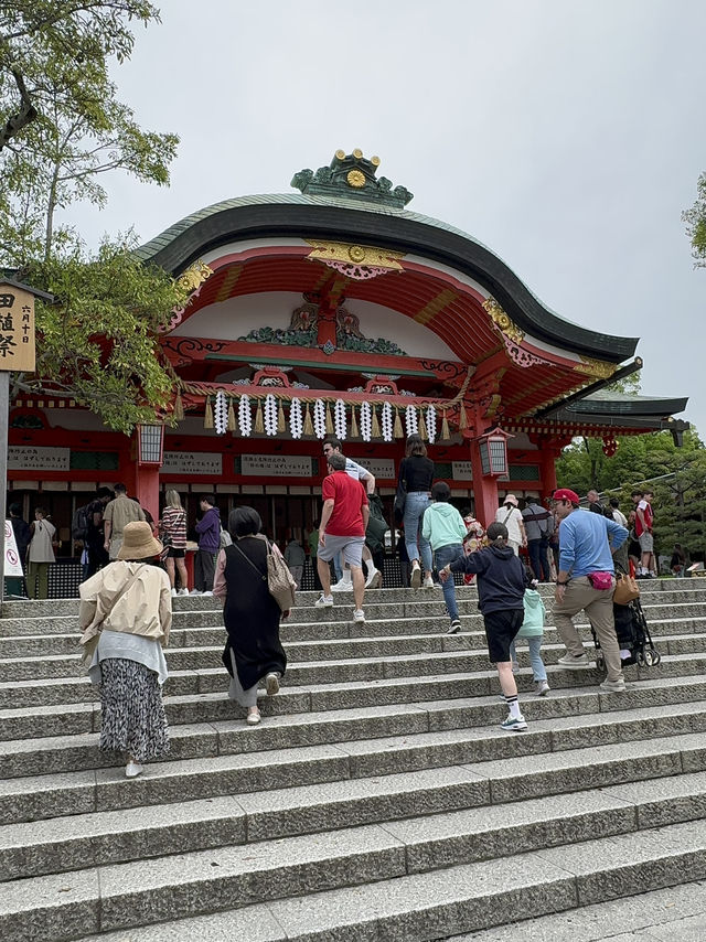 📍 走進神秘的紅色隧道——大阪的稻荷神社千本鳥居體驗記