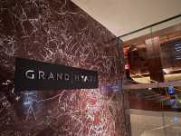 Grand Hyatt Singapore: A Classic Stay with Enduring Charm! 🇸🇬🏨