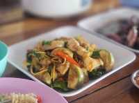 ครัวพื้นบ้านไต๋ธง จ.ชลบุรี