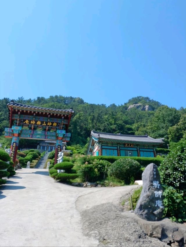 주말 나들이에 딱 좋은 바다 사찰 🌊