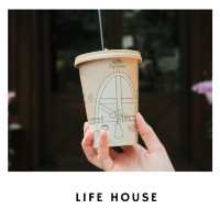 🏡 Life House ฉะเชิงเทรา – คาเฟ่มินิมอล