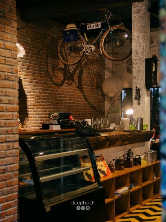 Ambre Coffee & Bar