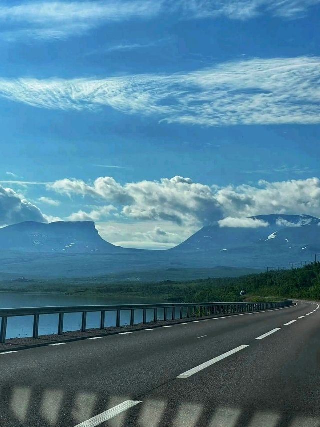 Abisko National Park – Arctic Wilderness & Northern Lights 🇸🇪