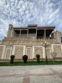 A Sanctuary of Serenity: Hazrat Khizr Mosque