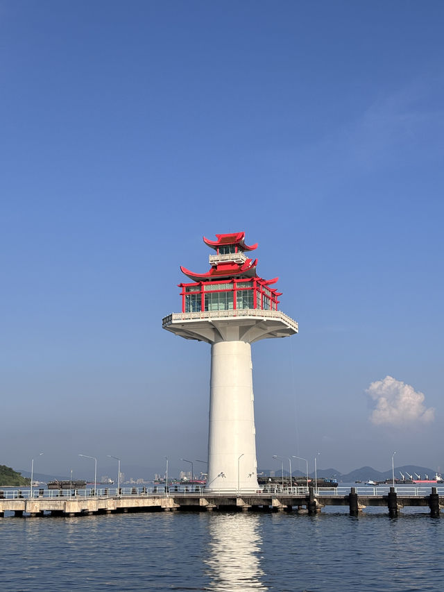 เกาะสีชัง