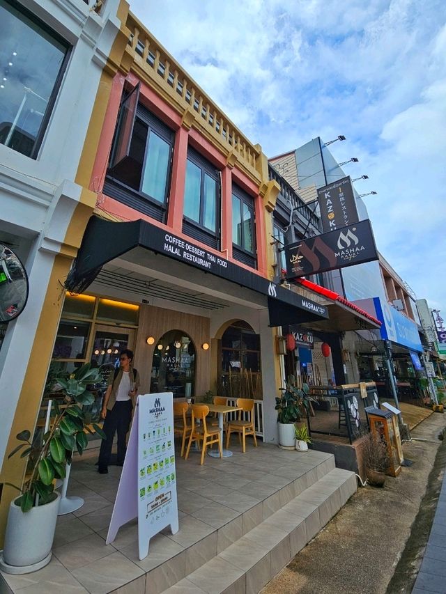 Mashaa Halal Café – A Cozy Halal Spot in Phuket Old Town