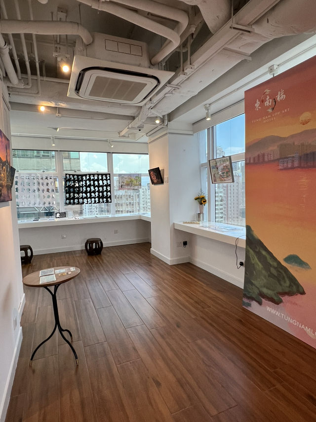 《心之光》《Where? Here.》展覽