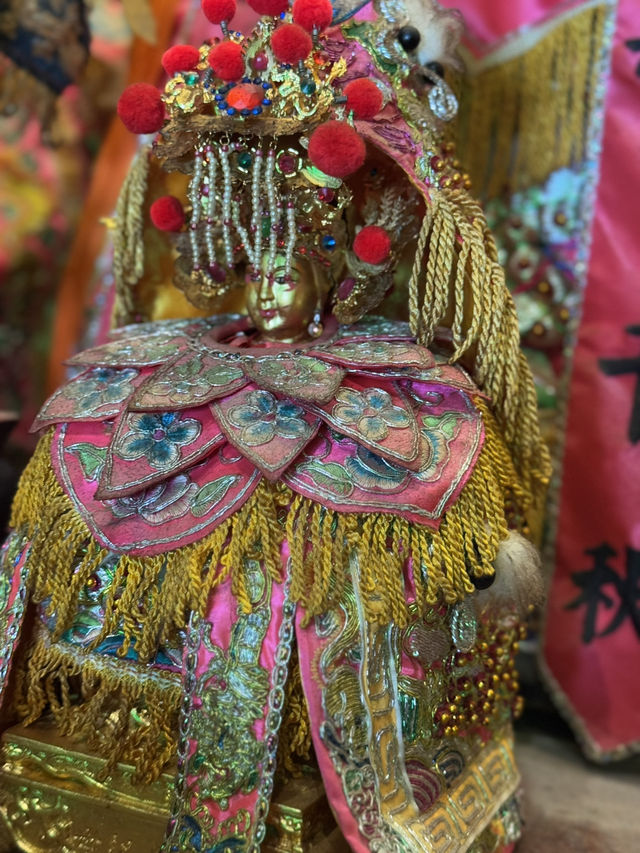 馬祖北竿|芹壁天后宮:依山傍海的信仰歸處,在香煙裊裊裡聽見海的回聲 馬祖北竿|芹壁天后宮:依山傍海的信仰歸處,在香煙裊裊裡聽見海的回聲