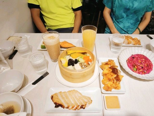 8%ice CAFÉ 中山店 |  邊聽現場演奏邊享受無添加物美食😋 8%ice CAFÉ 中山店 |  邊聽現場演奏邊享受無添加物美食😋