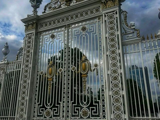 🌸 Akasaka Palace – Japan’s Crown Jewel of Neo-Baroque Splendor 🇯🇵