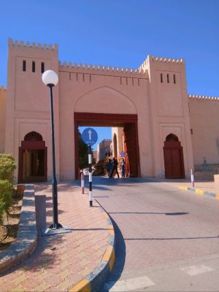 Must-Visit in Oman! The Desert Fortress, Nizwa Fort