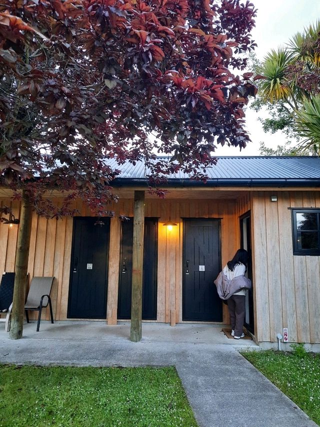 ที่พักริมทะเลสาบ Te Anau Lakefront Backpackers