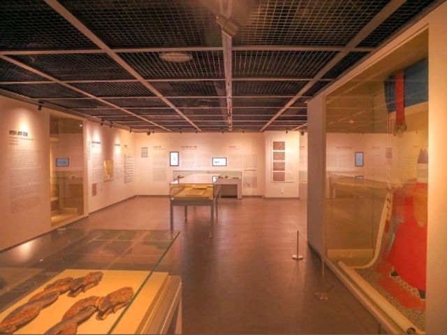 🏯 Seoul City Wall Museum — Step Back in Time Along the Ancient Fortress