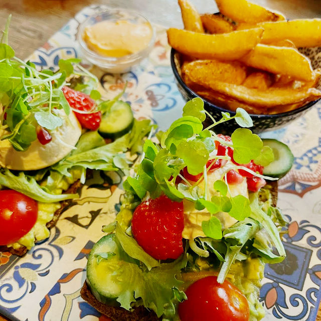 🇩🇰 Café Flottenheimer: Copenhagen's Cozy Hygge Haven