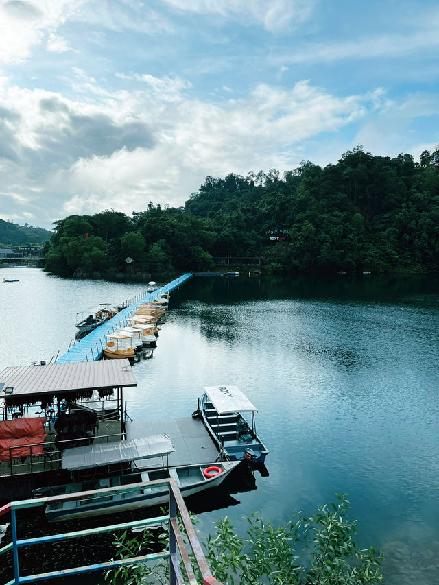 “Tasik Biru Geopark Wonder: Limestone Peaks & Crystal Waters” “Tasik Biru Geopark Wonder: Limestone Peaks & Crystal Waters”