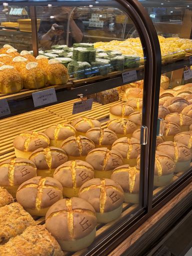 中国🇨🇳｜深セン：パンの品質の頂点 – 焼きたてのパンは一口ごとに