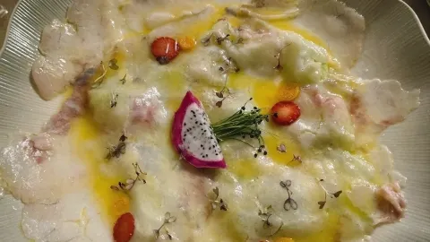 What I eat in Albania 😚 ไปแอลบาเนียกินอะไร 🍽 — traveler post in Theth