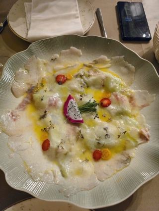 アルバニアで食べたもの アルバニアの食事事情。