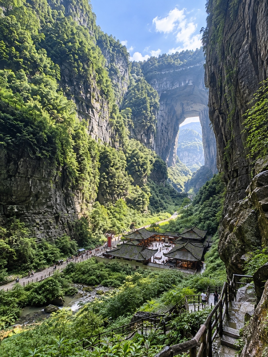 武隆天生三橋（Three Natural Bridges） — 重慶・武隆が誇る大自然の驚異。